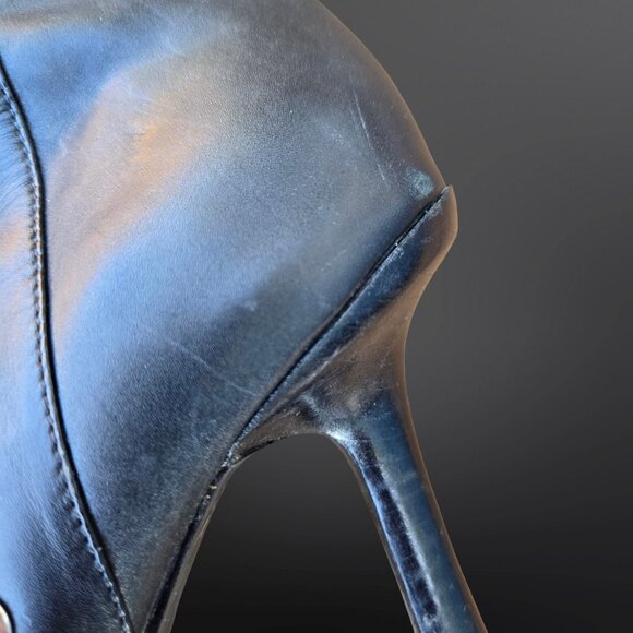 Y2K Aldo Black Leather Boots Pointed Toe Heels Size 37 US 6.5 Snap Buttons - Picture 8 of 10